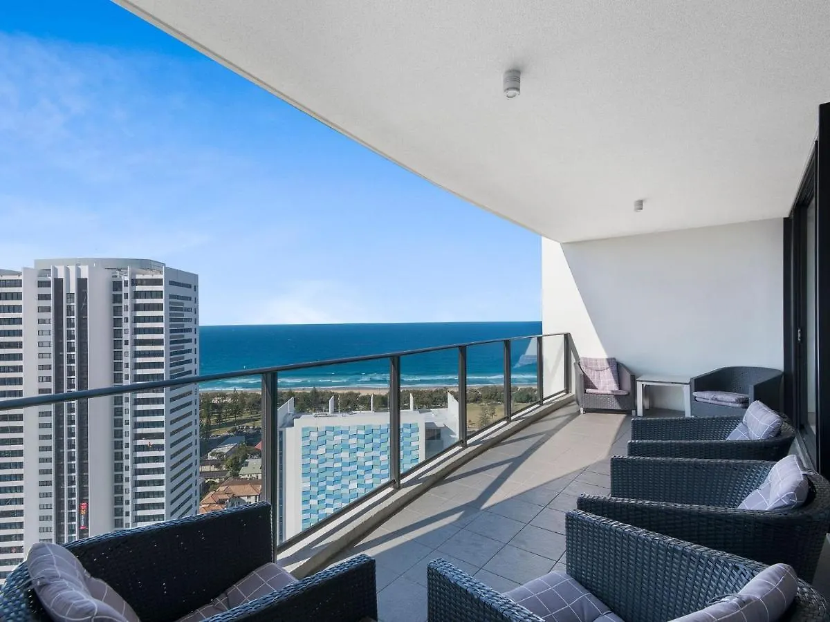 골드코스트 Large Ocean Views 4Br Sub-Penthouse - Sierra Grand - Coasthm 아파트 오스트레일리아